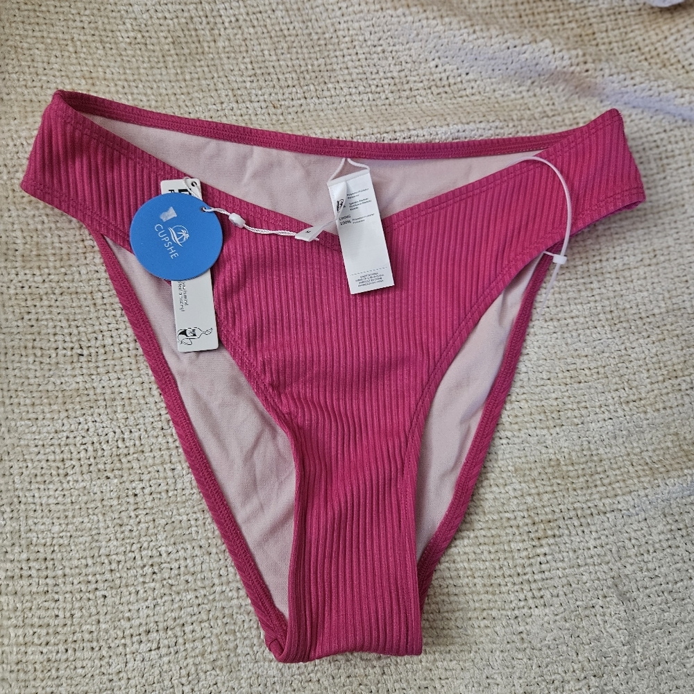 Cupshe Fuchsia Ribbed Bikini Bottoms. *** NEW WITH TAGS